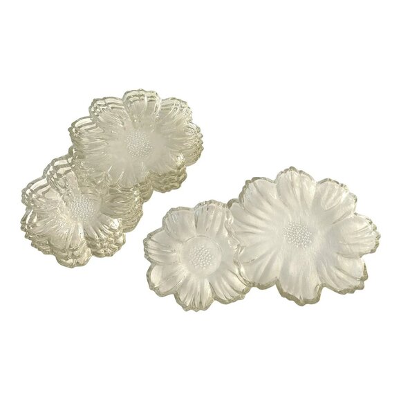 Mid-Century Colony Garden Club Snack Plates, Set of 4 - Picture 1 of 4